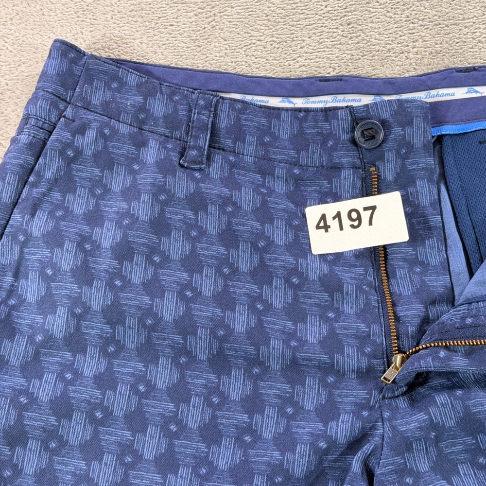 Tommy Bahama Shorts Mens 32 Blue Geometric Print Boracay Stretch Flat Front